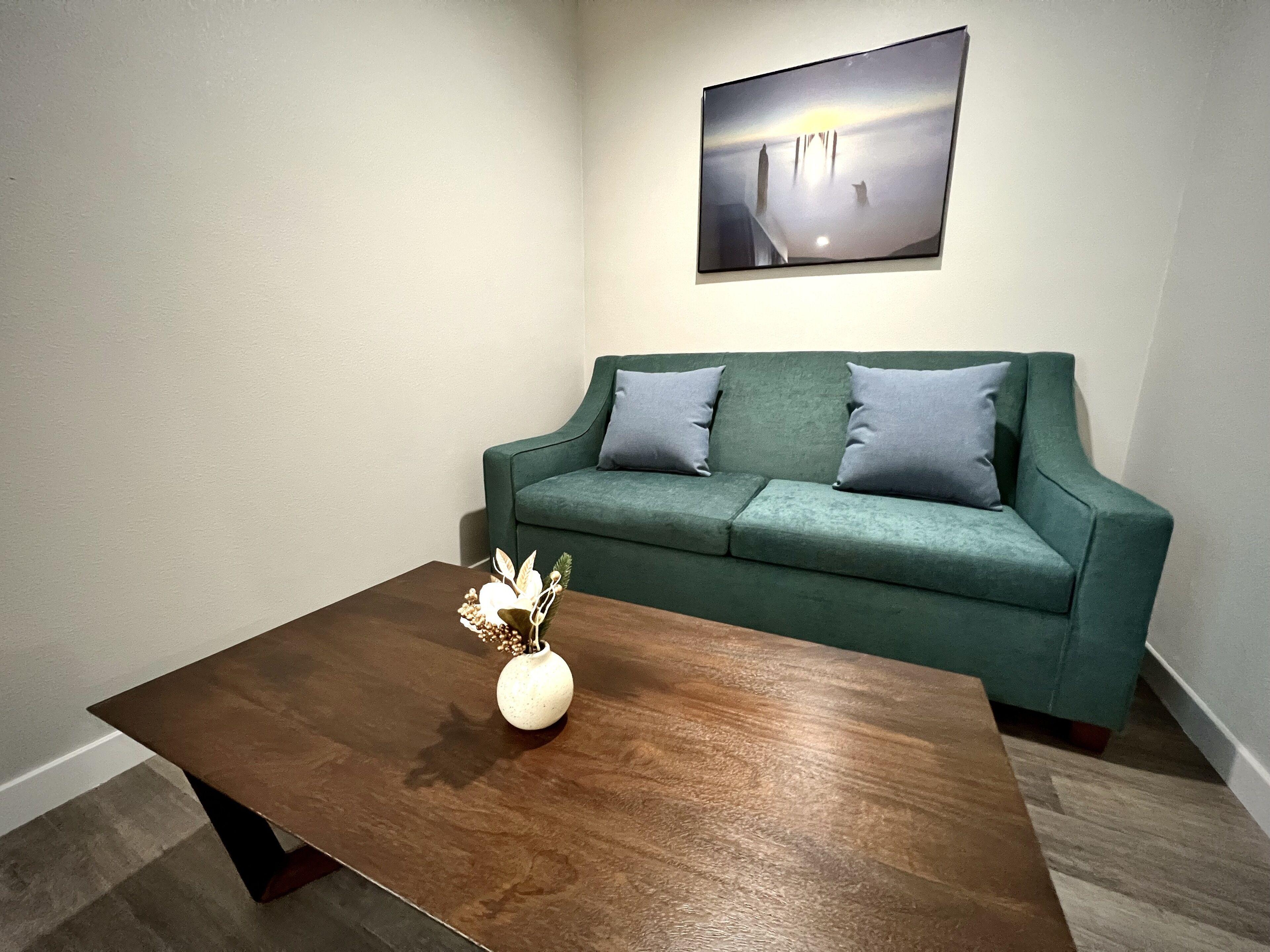 Lincoln Inn - Los Angeles — Photos 3